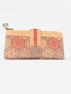 Cork Patterned Hexagon Print Wallet - Natural with Red Accents